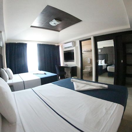 Hotel Portonovo Plaza Malecon Puerto Vallarta Esterno foto